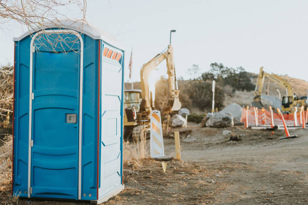 Best Portable restroom trailer rental  in Maple Lake, MN